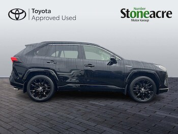 Used Toyota RAV4 2021 for sale - 77330966: Photo