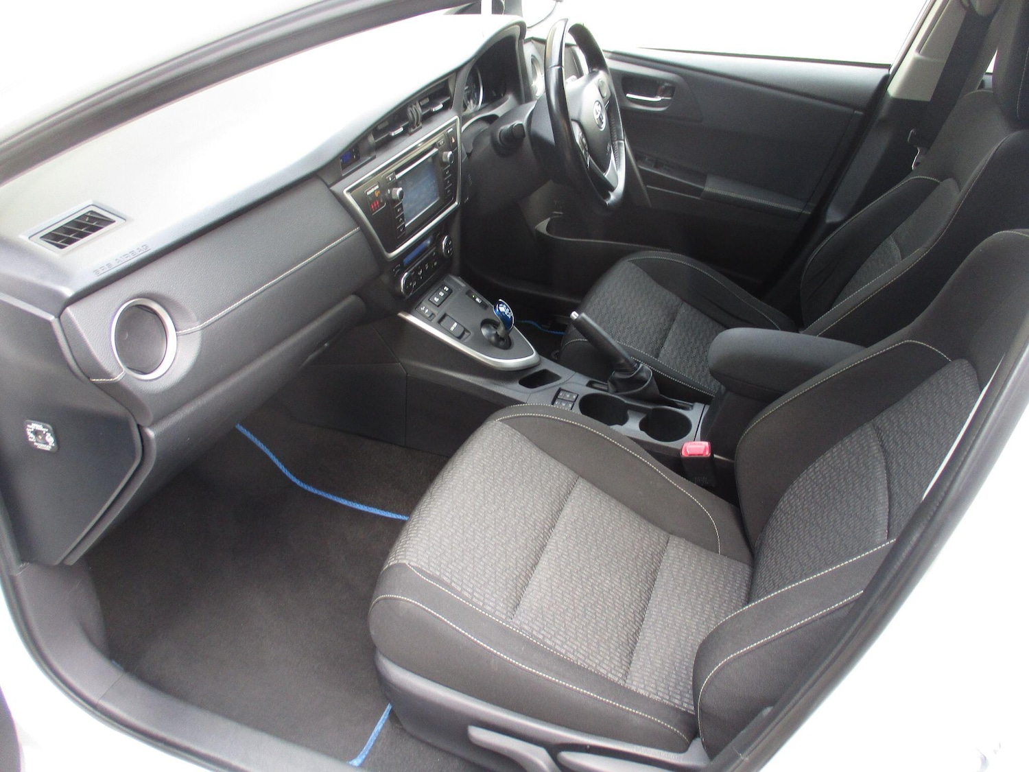 Used Toyota Auris 2015 for sale - 77993465: Photo 14