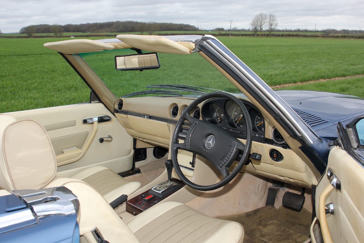 Used Mercedes-Benz 350 SL 1972 for sale - 77677030: Photo 17