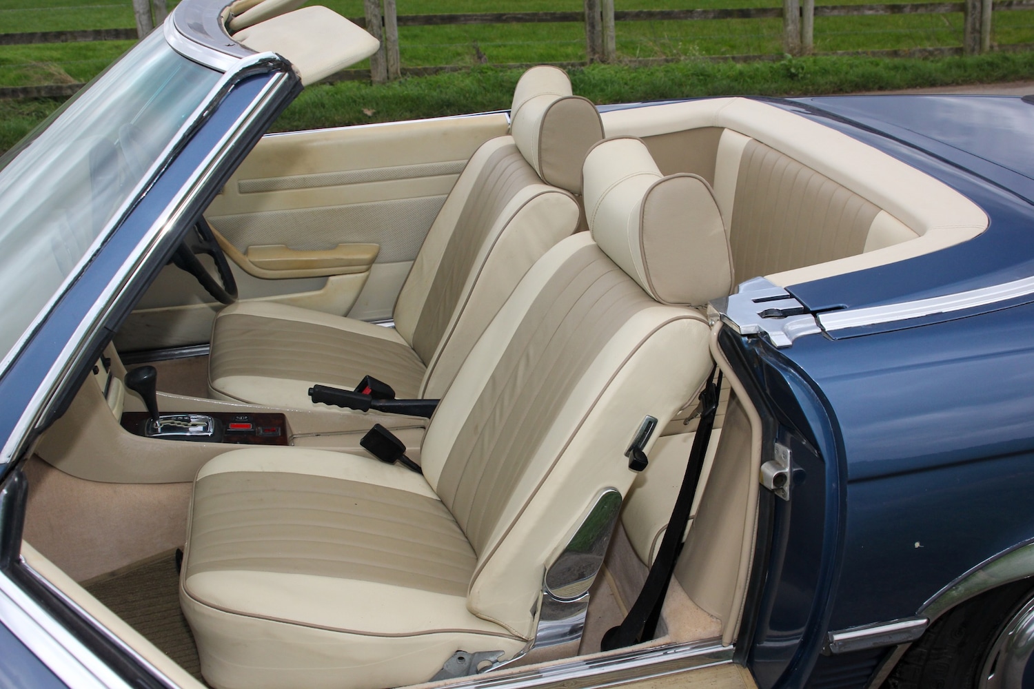 Used Mercedes-Benz 350 SL 1972 for sale - 77677030: Photo 20