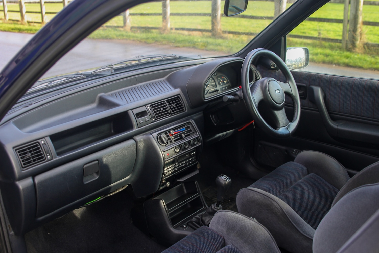 Used Ford Fiesta 1993 for sale - 77271070: Photo 11