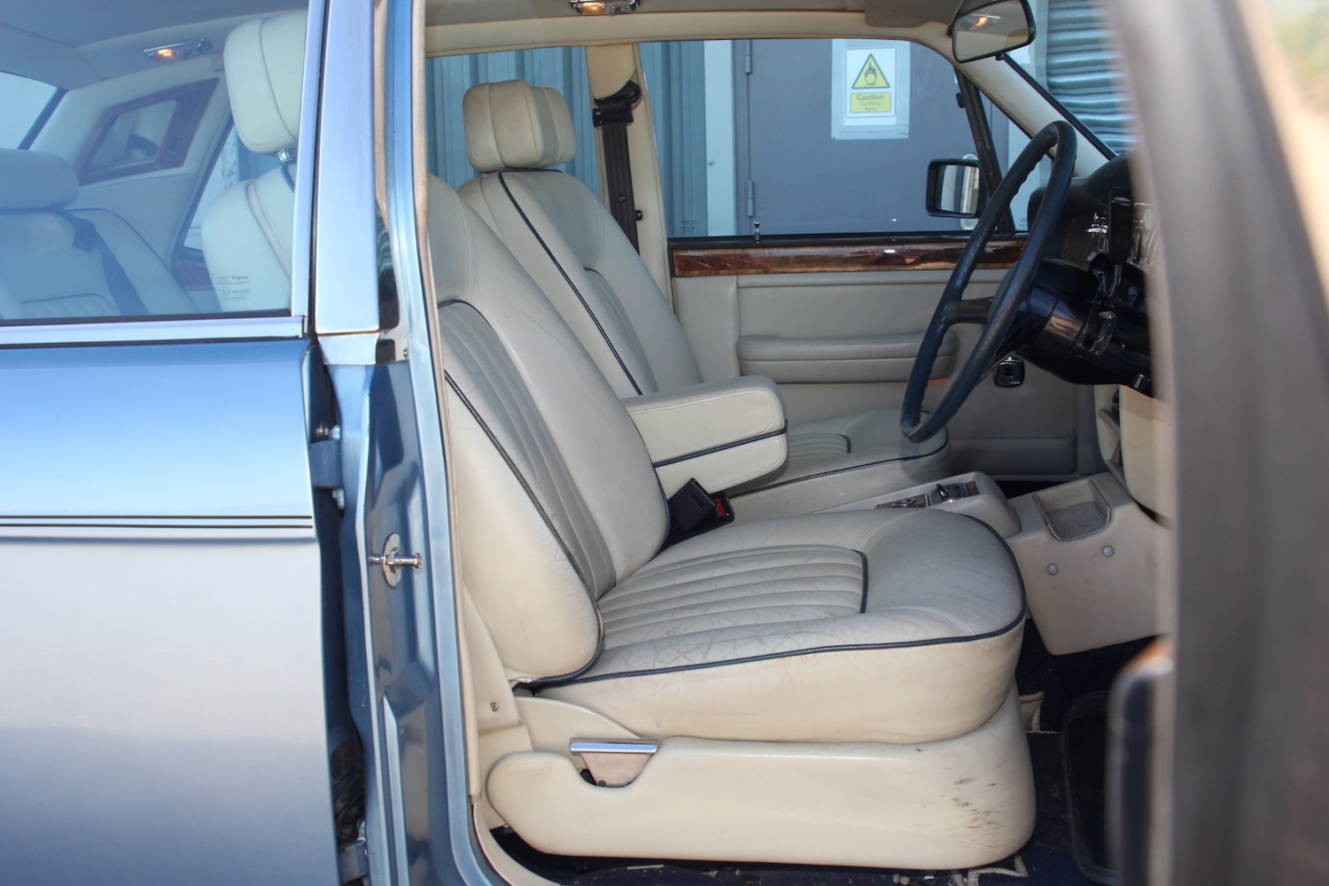 Used Rolls-Royce Silver Spirit 1986 for sale - 78163787: Photo 15