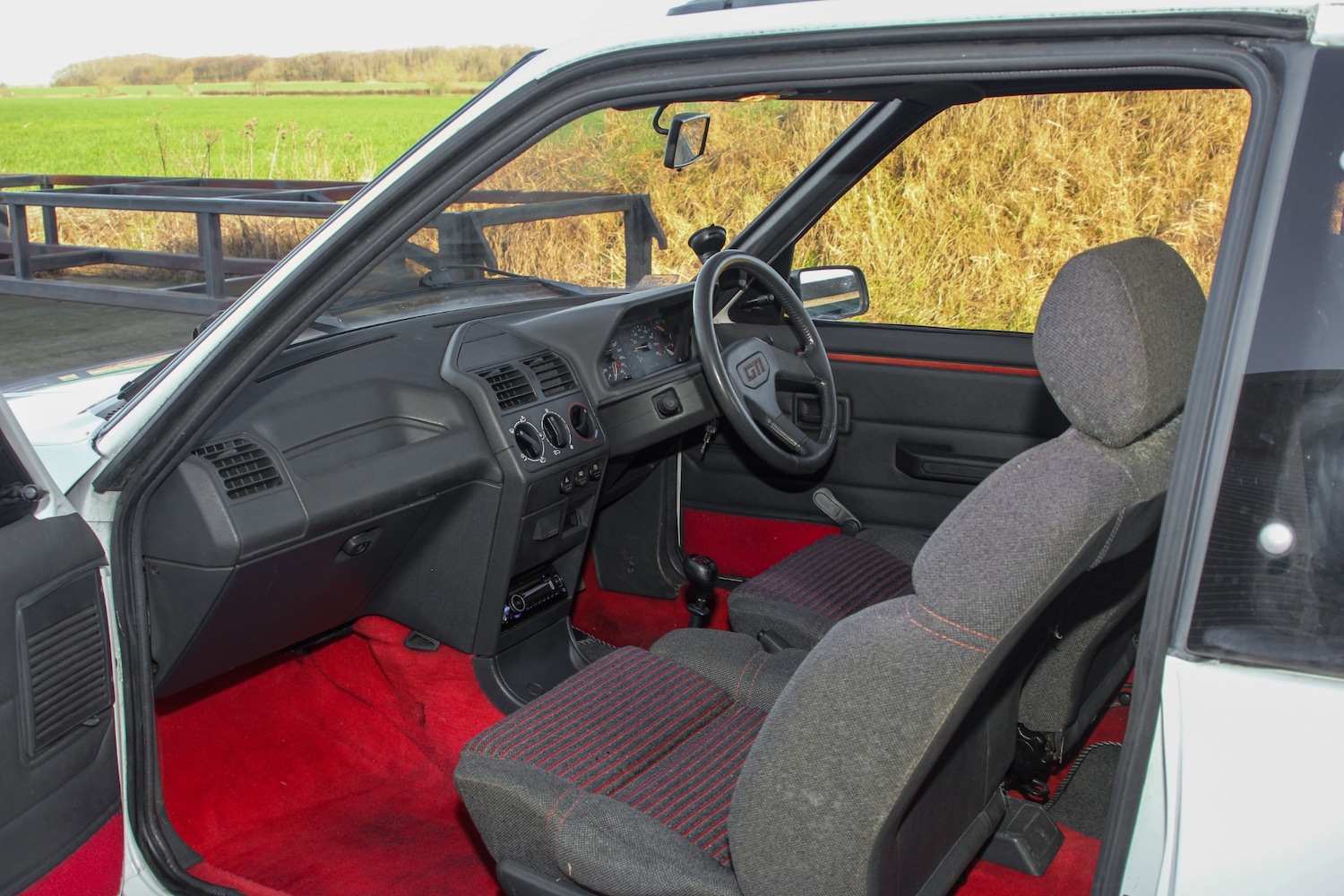 Used Peugeot 205 1989 for sale - 77579619: Photo 15