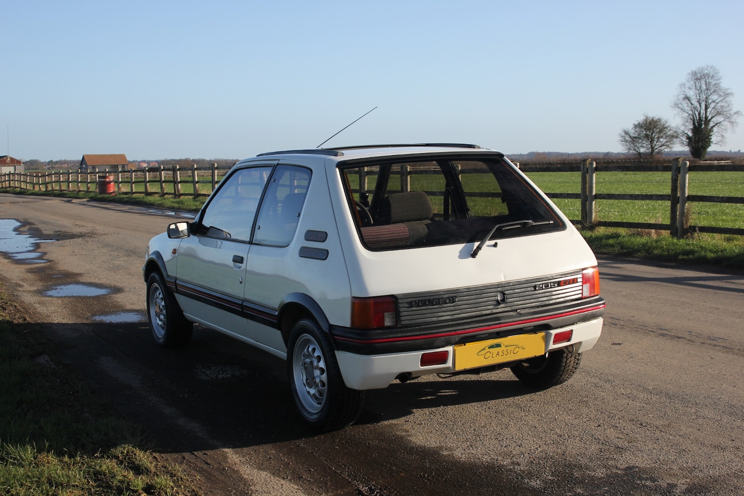 Used Peugeot 205 1989 for sale - 77579619: Photo 9