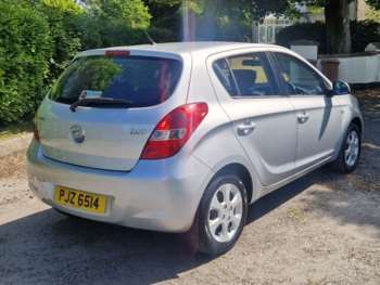 Used Hyundai i20 2009 for sale - 74800894: Photo