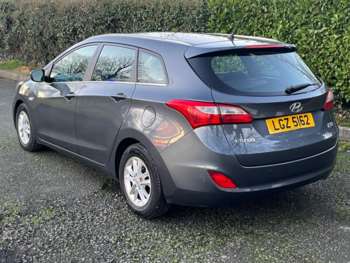 Used Hyundai i30 2017 for sale - 72932473: Photo