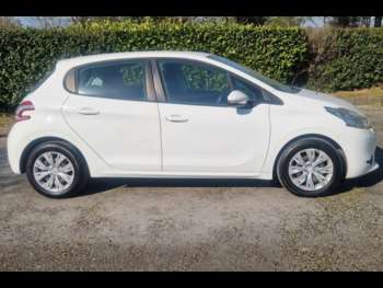Used Peugeot 208 2013 for sale - 74649553: Photo