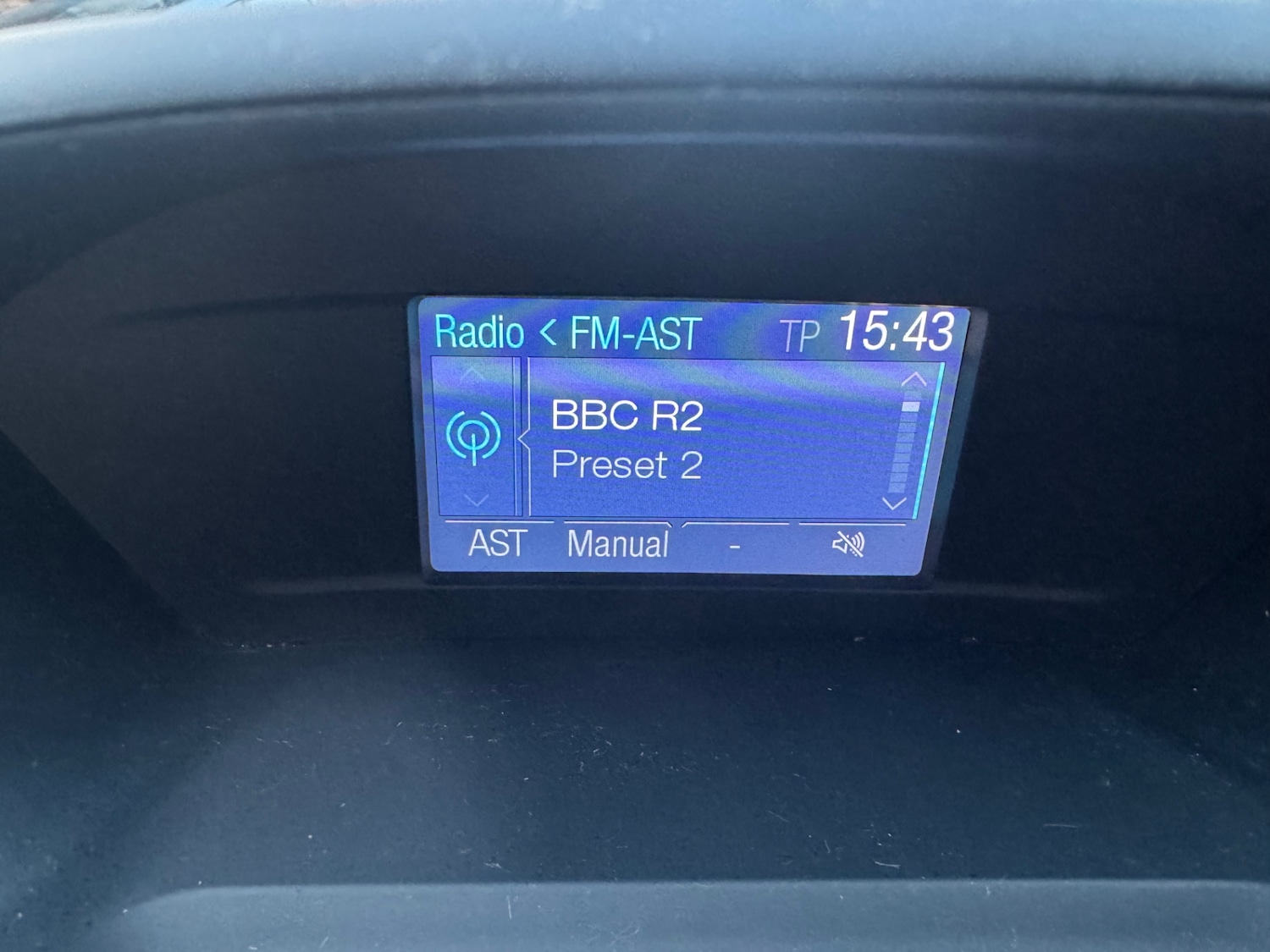 Used Ford C-Max 2014 for sale - 76682682: Photo 15