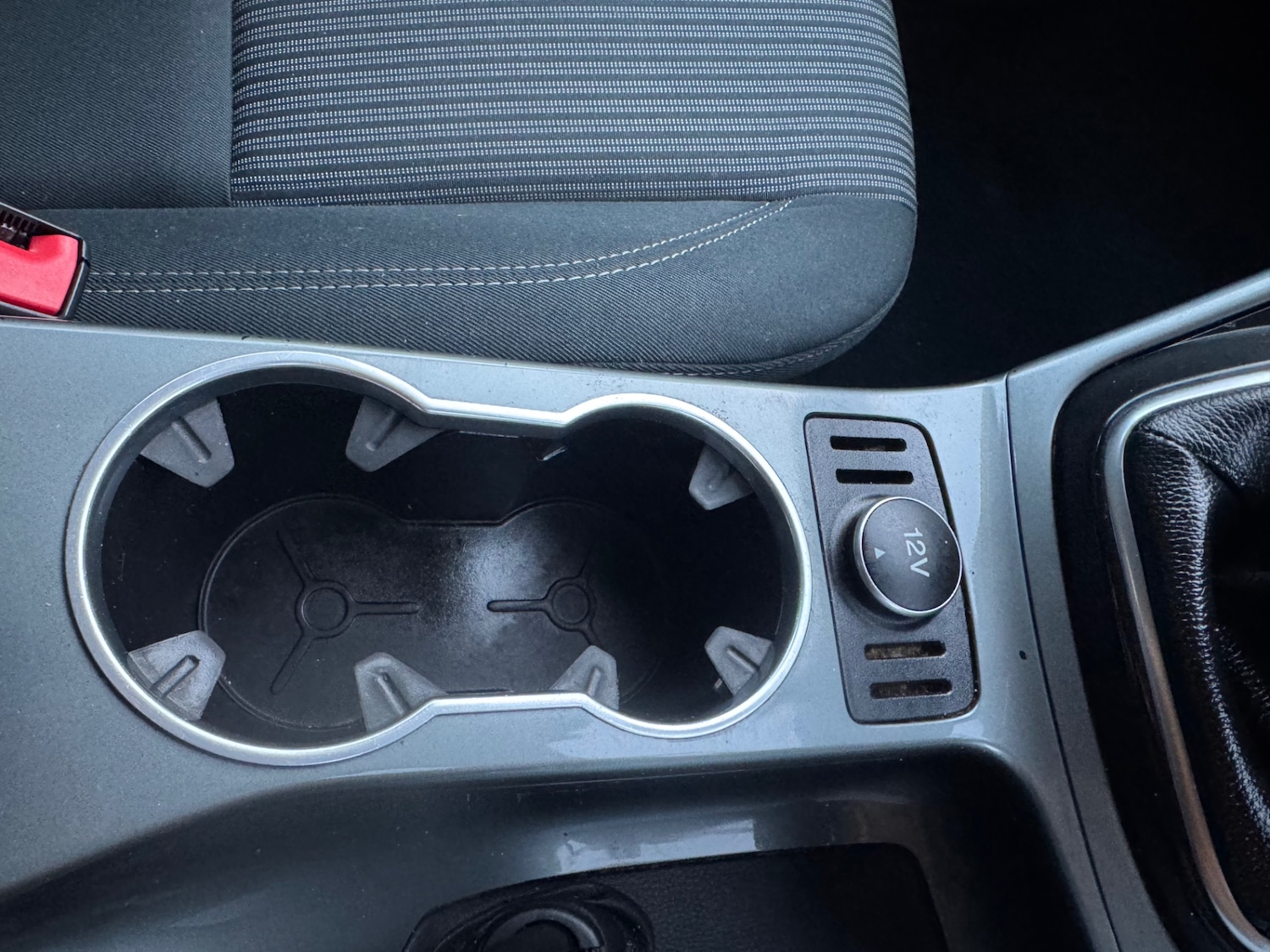 Used Ford C-Max 2014 for sale - 76682682: Photo 19