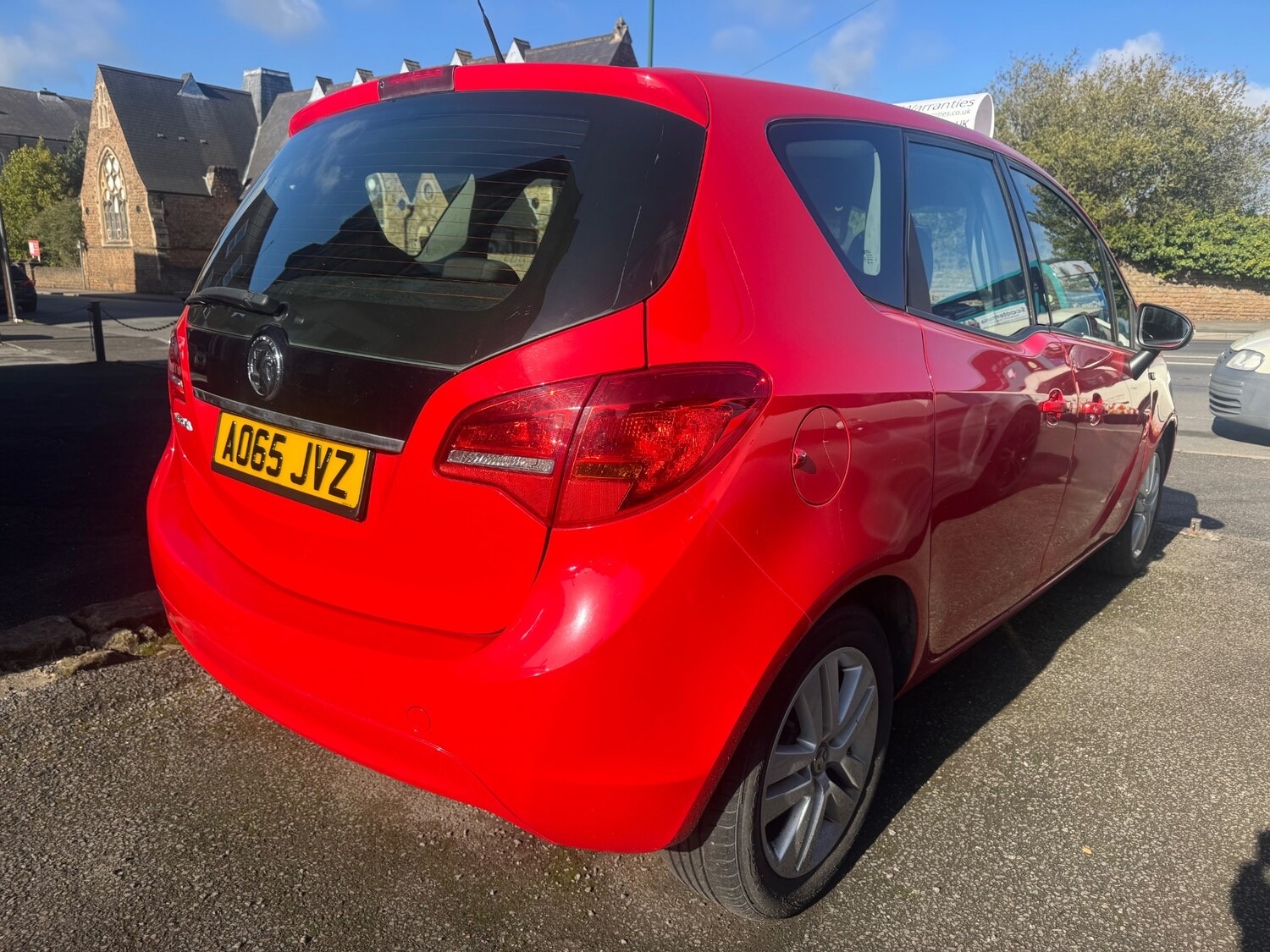 Used Vauxhall Meriva 2015 for sale - 76352159: Photo 2