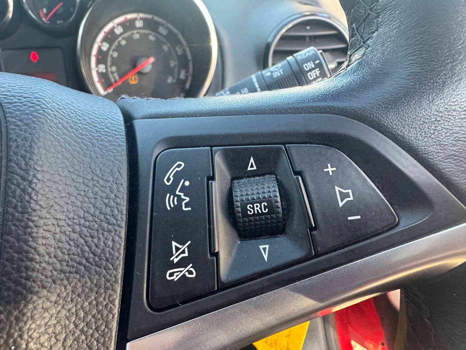 Used Vauxhall Meriva 2015 for sale - 76352159: Photo 7