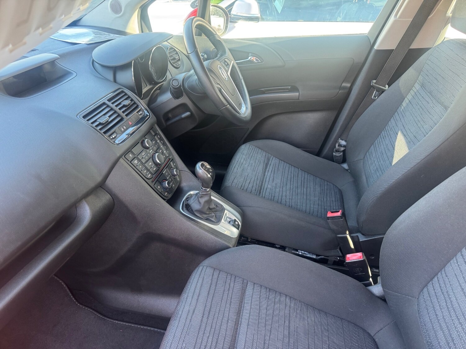 Used Vauxhall Meriva 2015 for sale - 76352159: Photo 9