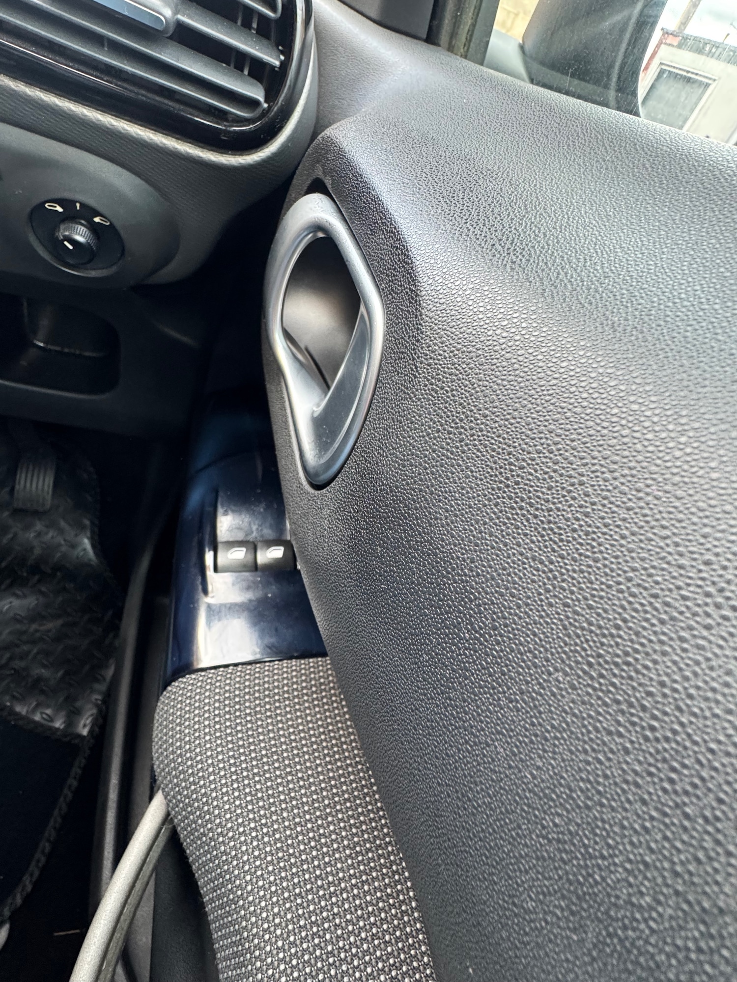 Used Citroen C4 Cactus 2015 for sale - 78027798: Photo 24