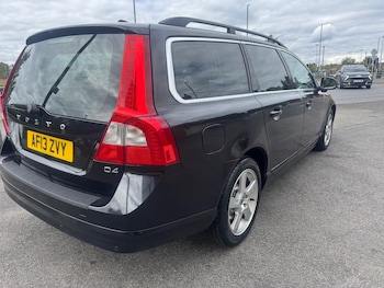 Used Volvo V70 2013 for sale - 75581869: Photo