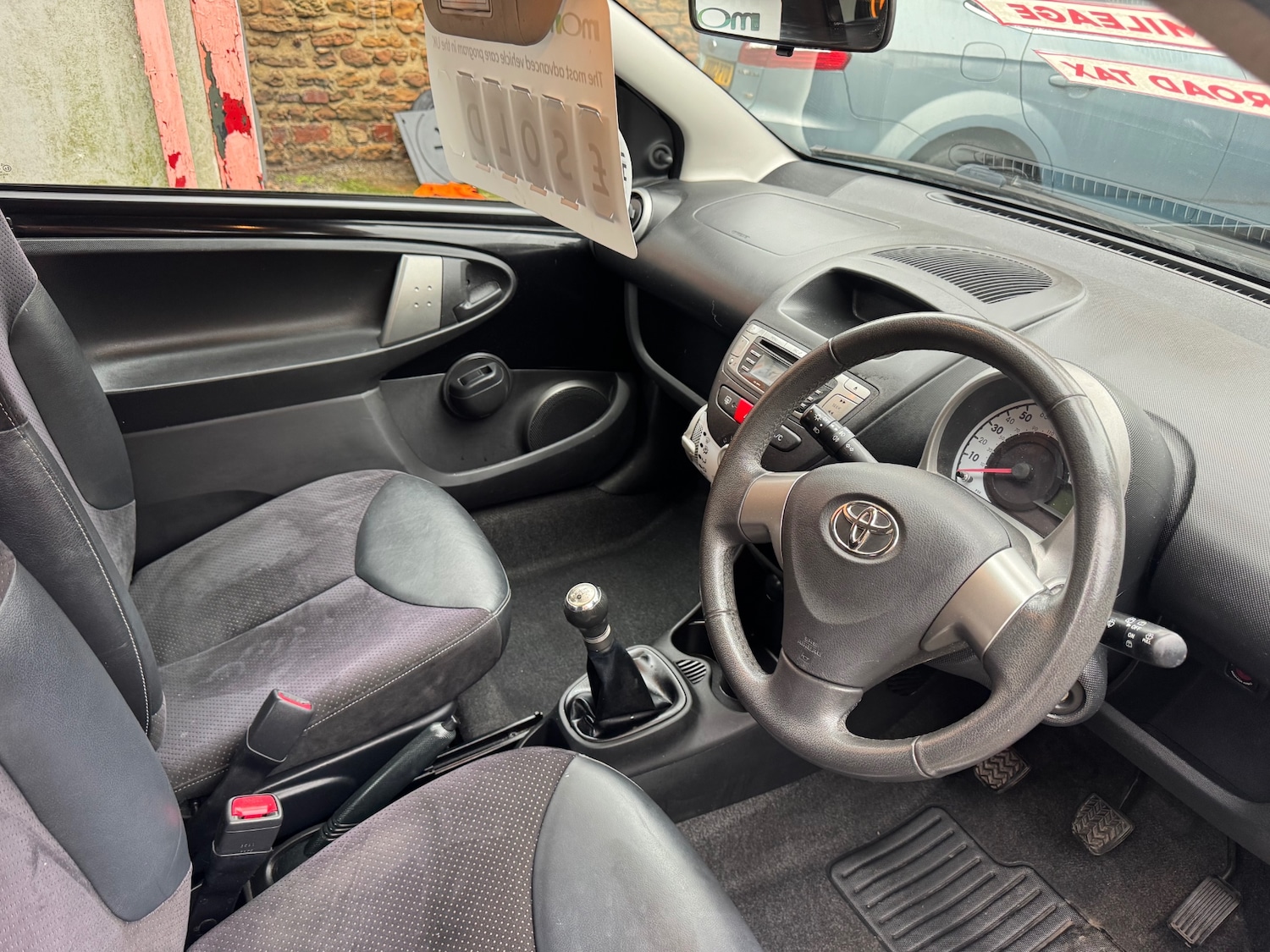 Used Toyota AYGO 2013 for sale - 77207712: Photo 9