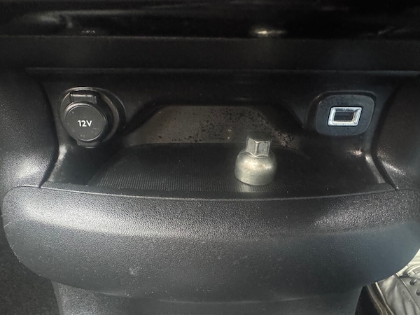 Used Citroen C4 Cactus 2015 for sale - 76289672: Photo 18