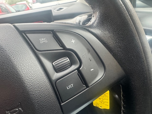Used Citroen C4 Cactus 2015 for sale - 76289672: Photo 22
