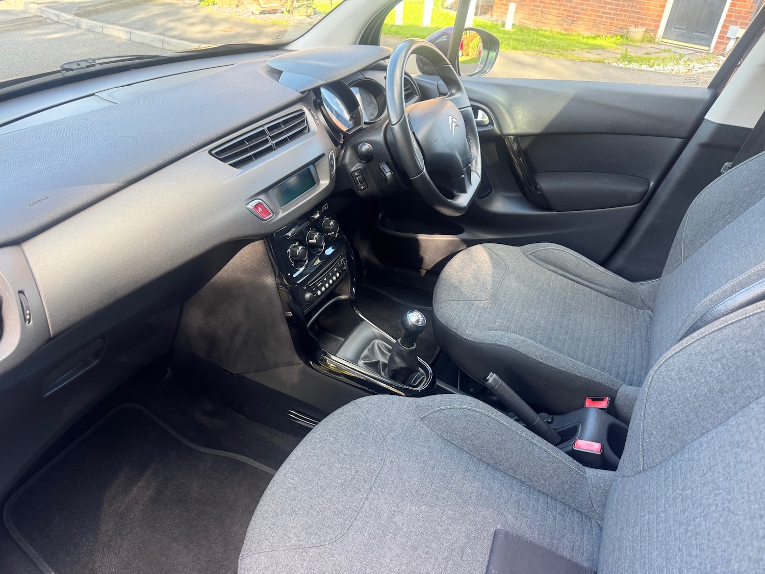 Used Citroen C3 2015 for sale - 76027626: Photo 11