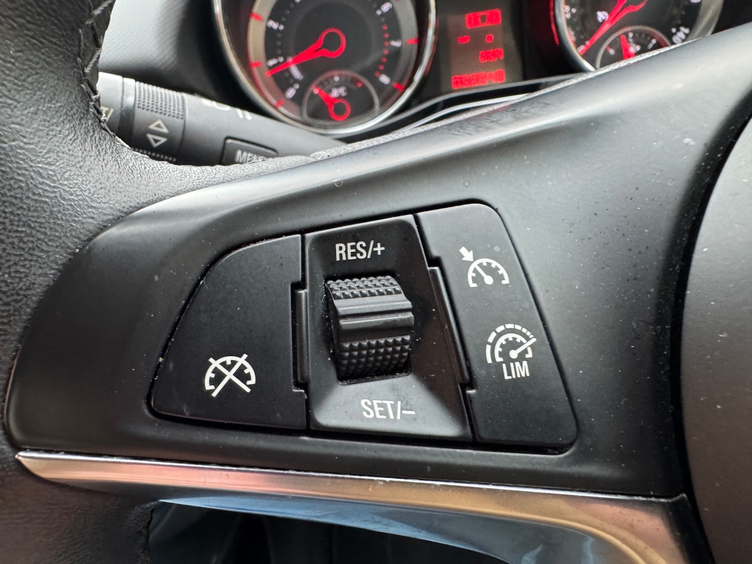 Used Vauxhall ADAM 2013 for sale - 77845260: Photo 20