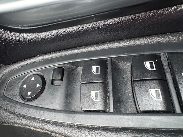 Used BMW 3 Series 2012 for sale - 76193480: Photo 27