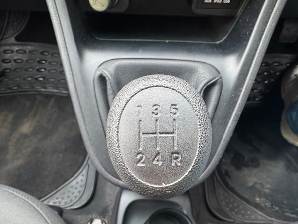 Used Hyundai i10 2011 for sale - 76221609: Photo 16