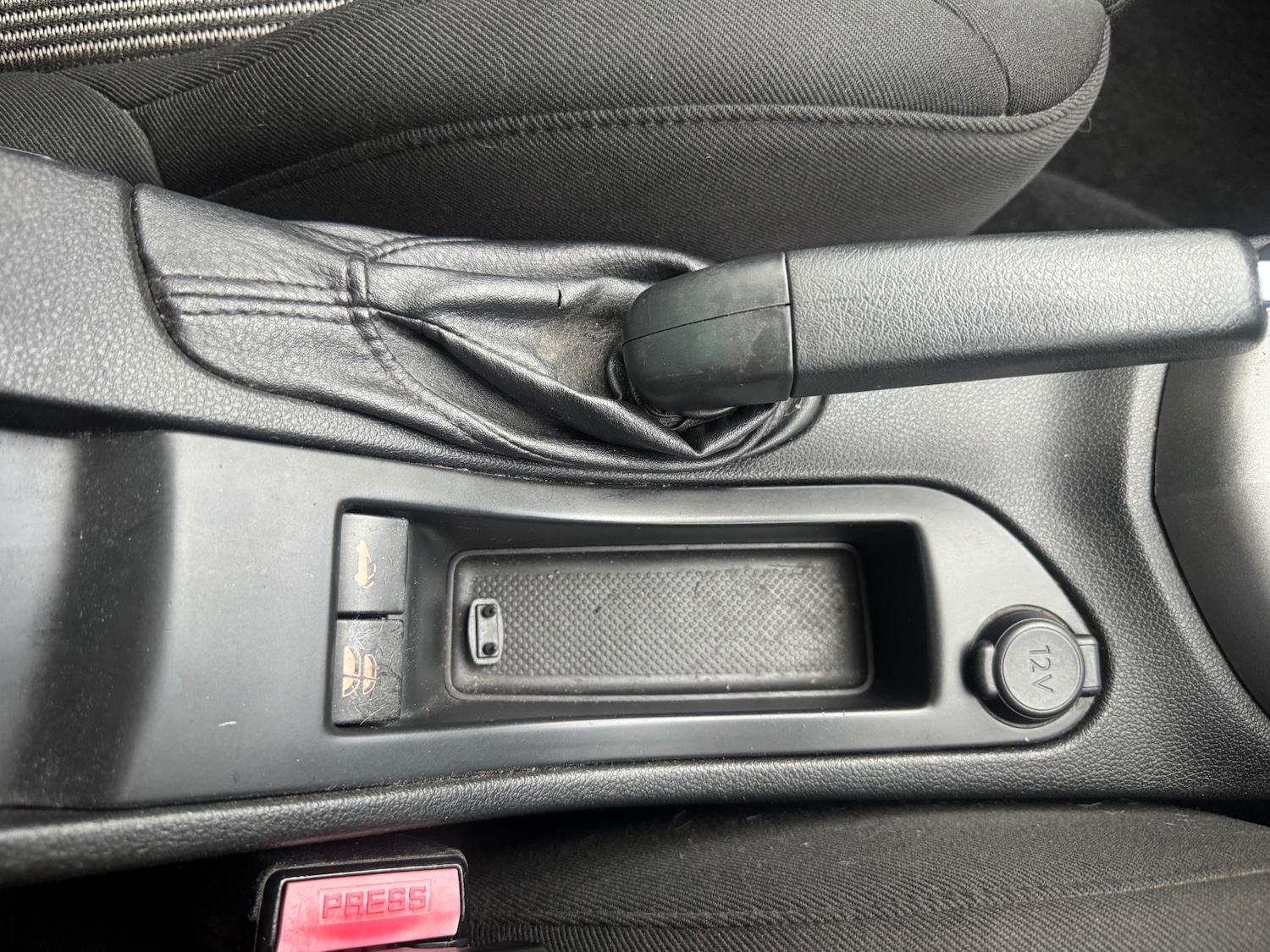 Used Peugeot 308 2010 for sale - 77432893: Photo 14