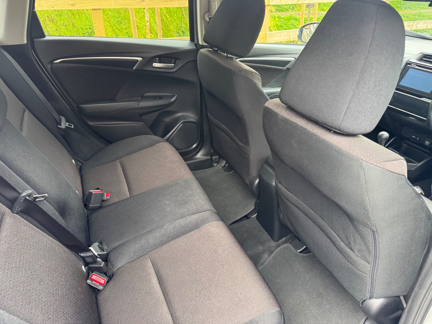 Used Honda Jazz 2017 for sale - 78210265: Photo 10