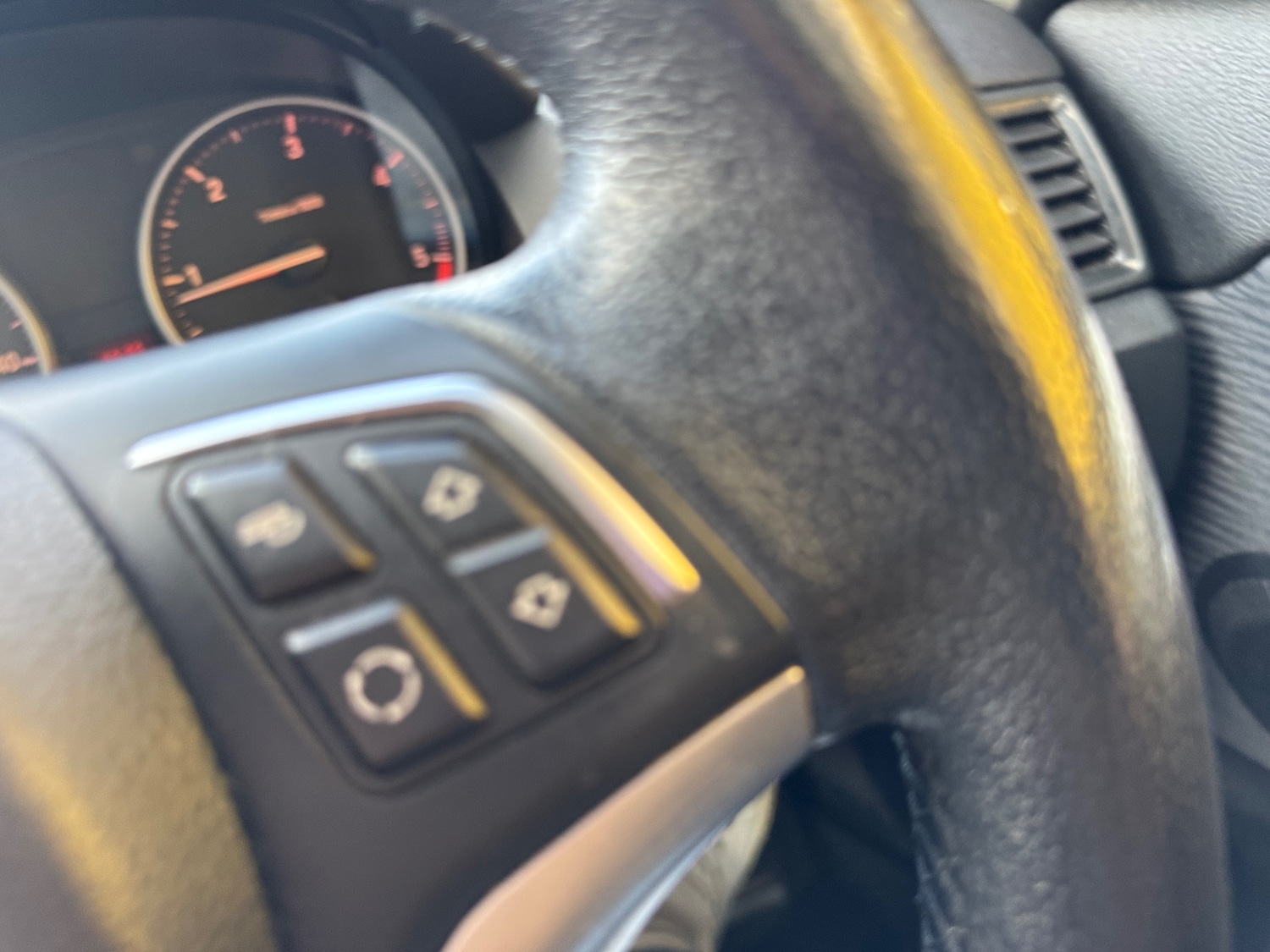 Used BMW X1 2013 for sale - 76611472: Photo 25