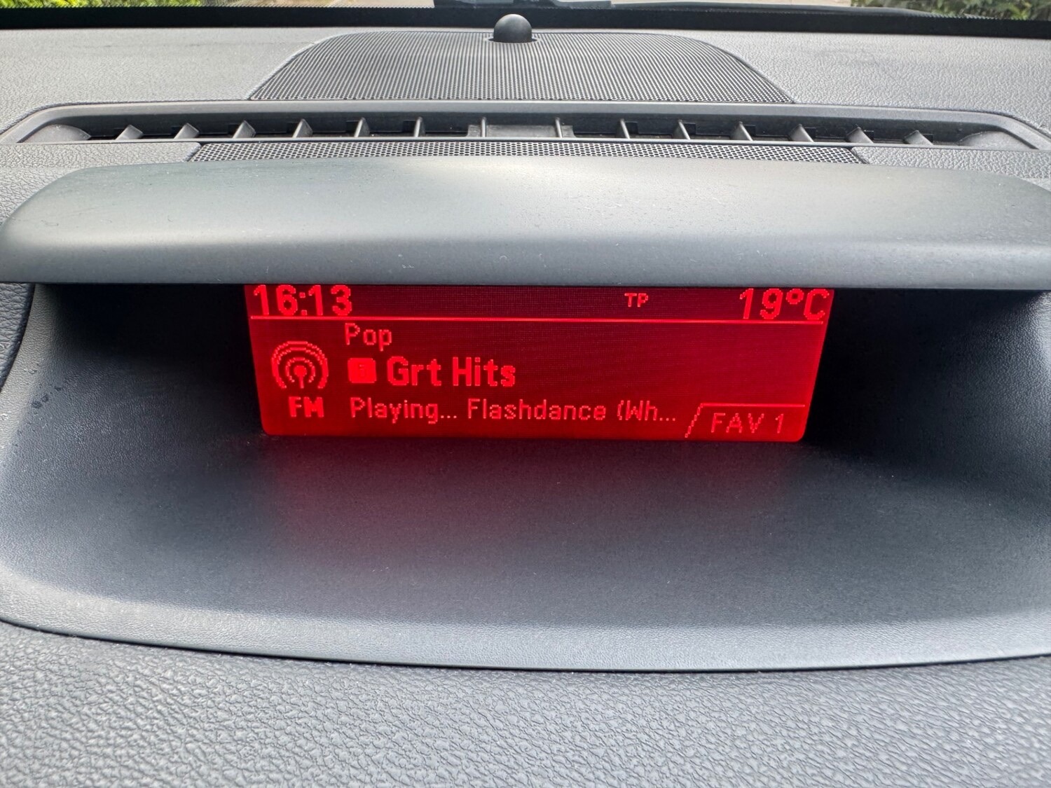 Used Vauxhall Meriva 2013 for sale - 76352188: Photo 15