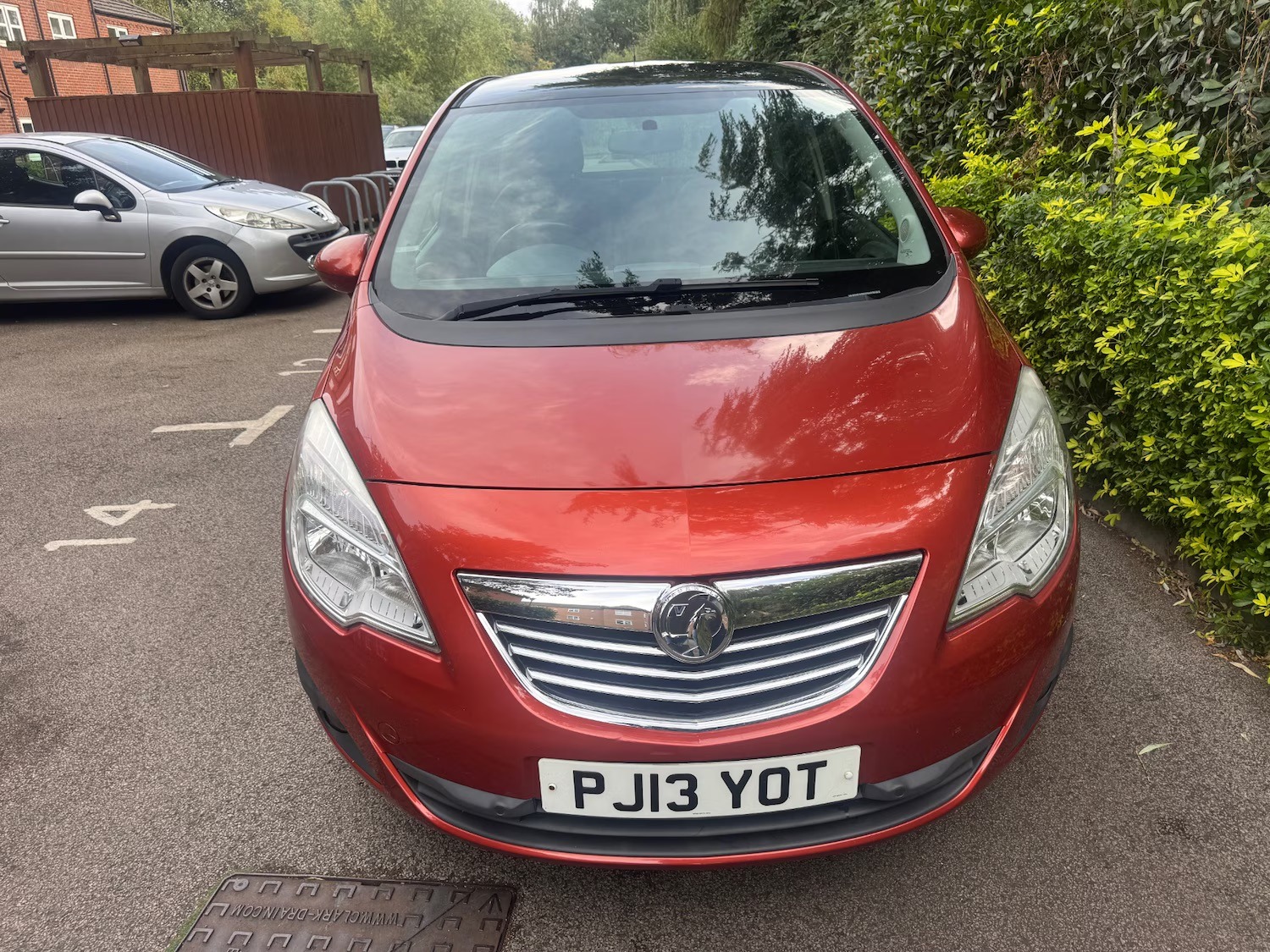 Used Vauxhall Meriva 2013 for sale - 76352188: Photo 2