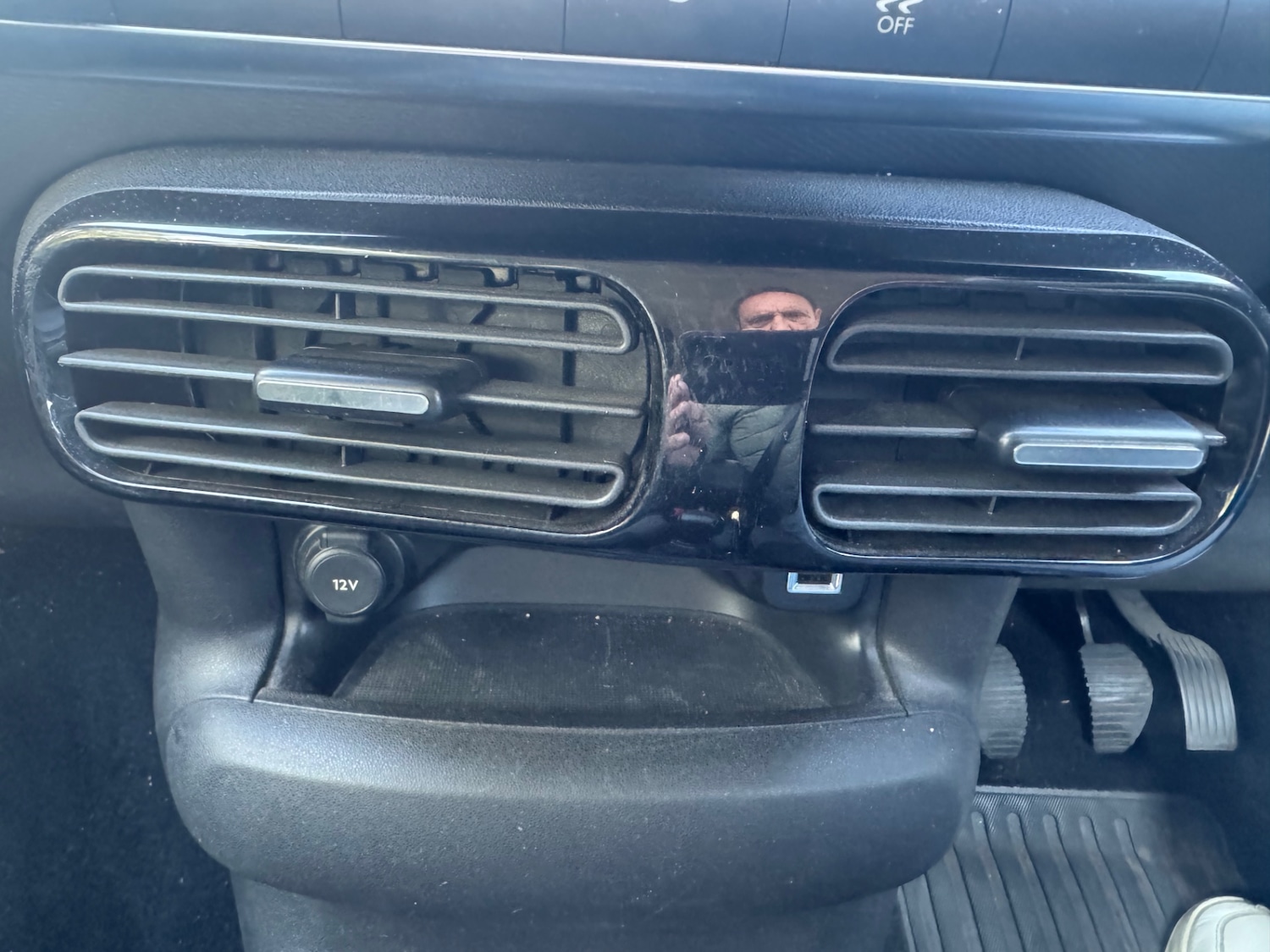 Used Citroen C4 Cactus 2015 for sale - 76114076: Photo 16