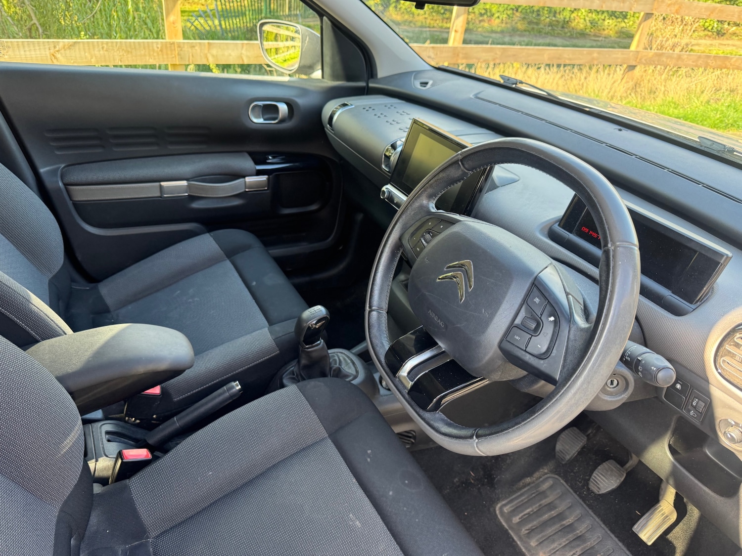 Used Citroen C4 Cactus 2015 for sale - 76114076: Photo 9