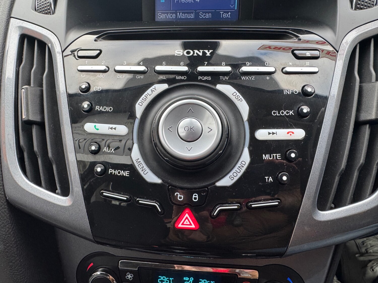 Used Ford Focus 2014 for sale - 77364782: Photo 16