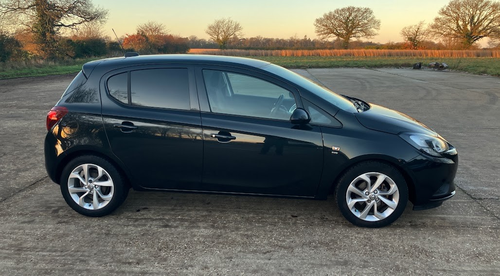 Used Vauxhall Corsa 2016 for sale - 77059792: Photo 2