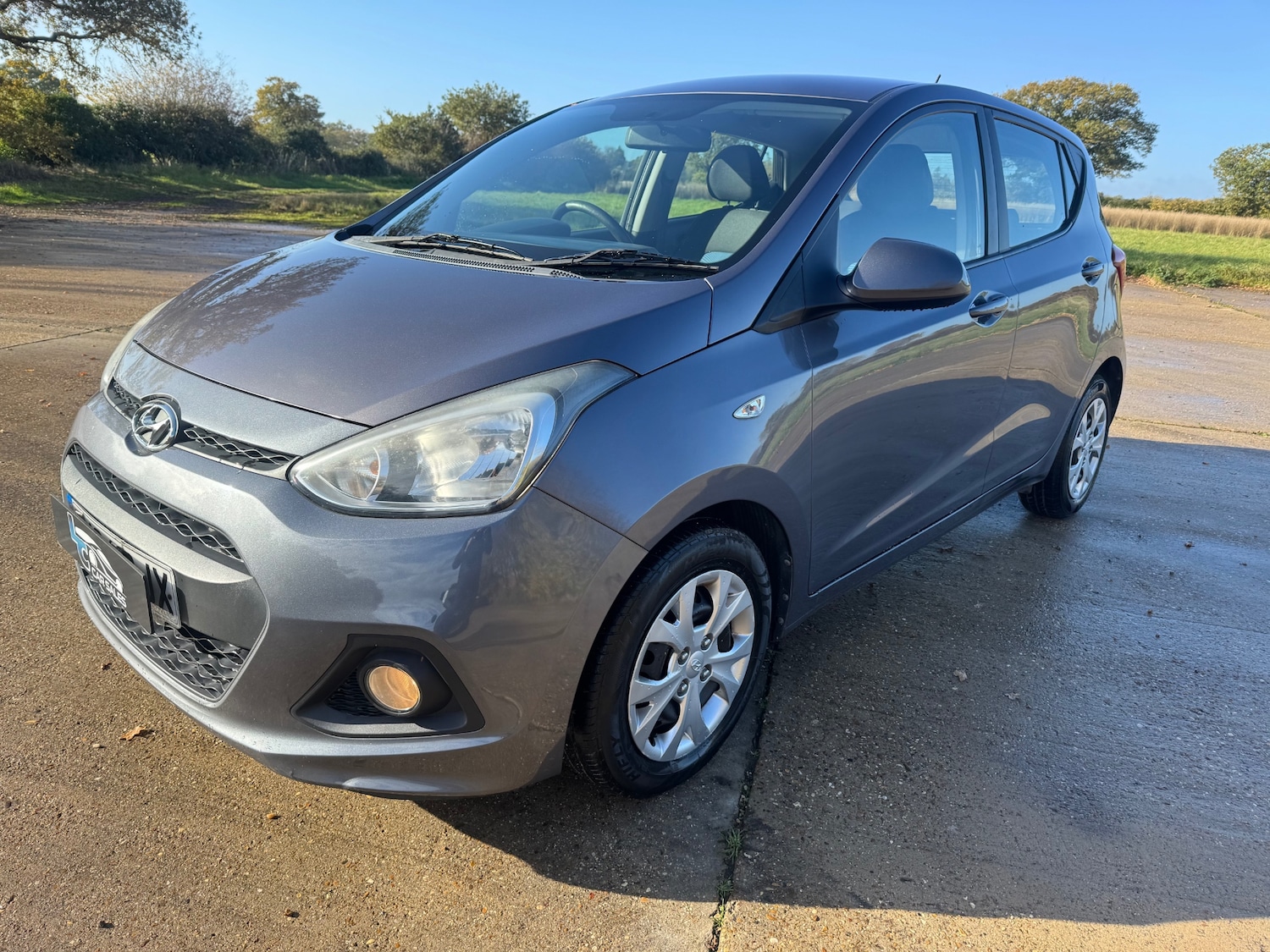 Used Hyundai i10 2014 for sale - 76436328: Photo 2