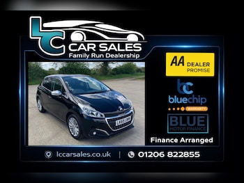 Used Peugeot 208 2015 for sale - 78300380: Photo