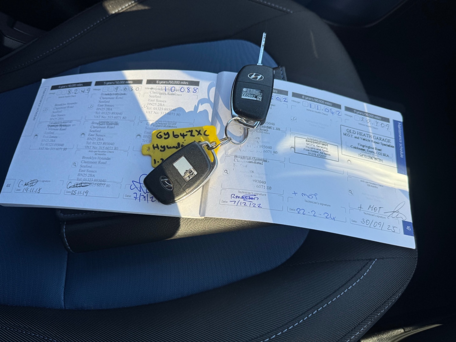 Used Hyundai i10 2014 for sale - 76757105: Photo 11