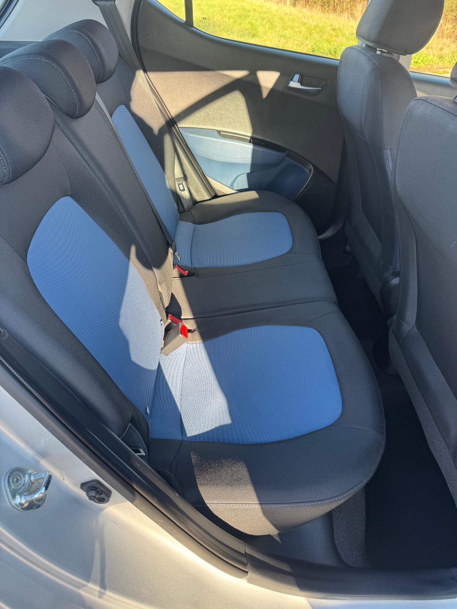 Used Hyundai i10 2014 for sale - 76757105: Photo 6