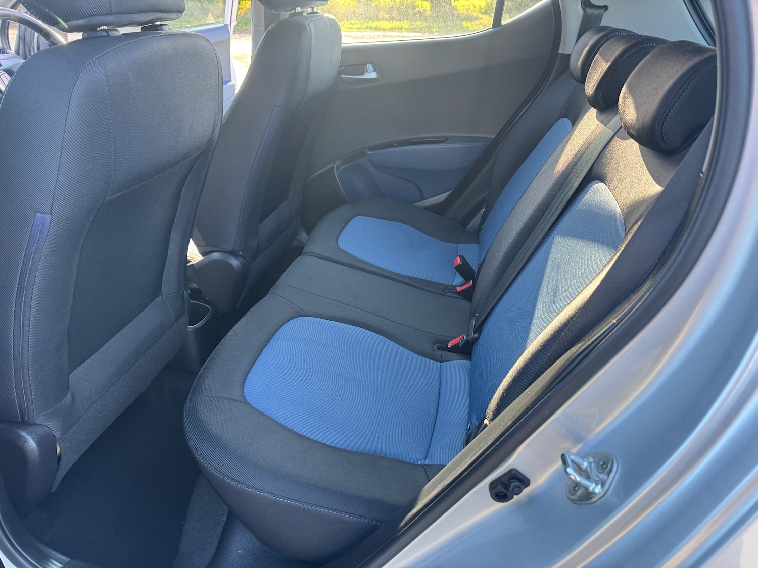 Used Hyundai i10 2014 for sale - 76757105: Photo 7