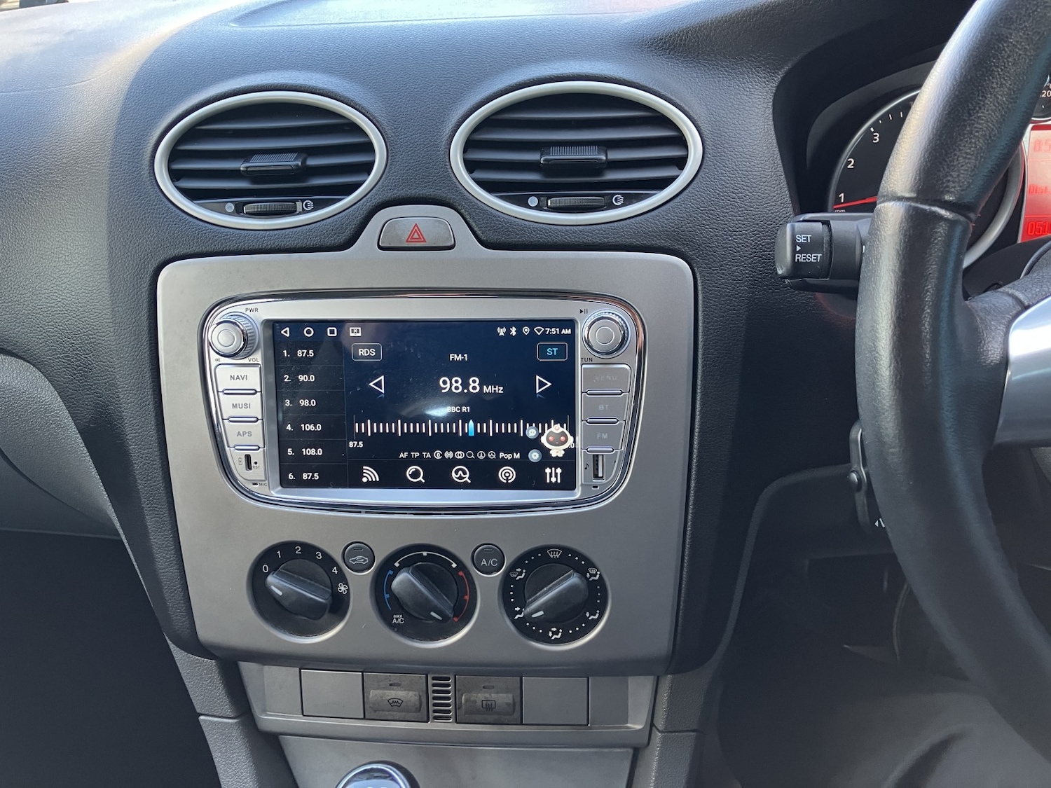 Used Ford Focus 2011 for sale - 78070386: Photo 10