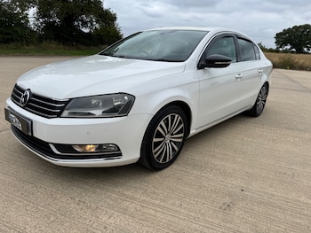Used Volkswagen Passat 2011 for sale - 75604645: Photo