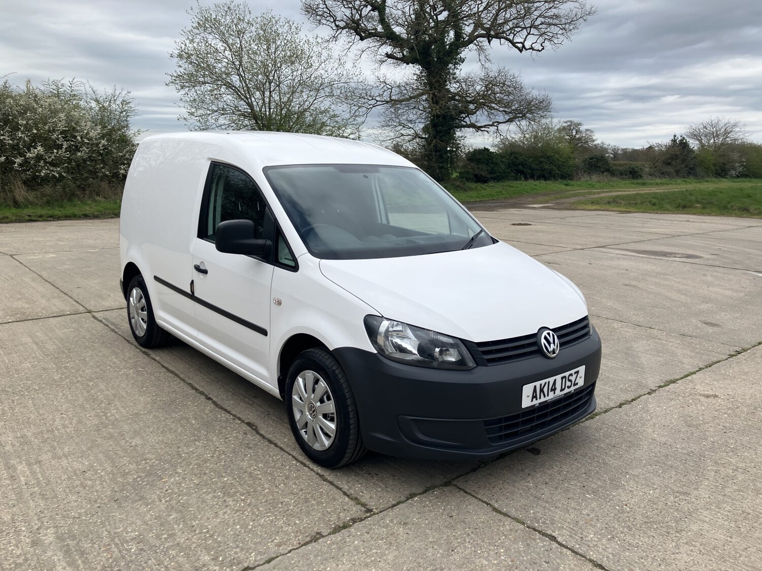 Used Volkswagen Caddy 2014 for sale - 78098246: Photo 2