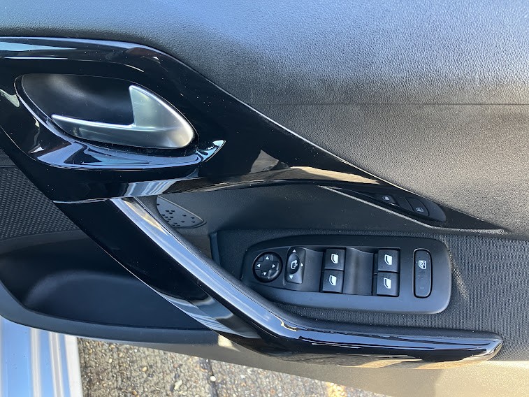 Used Peugeot 208 2018 for sale - 77135914: Photo 11