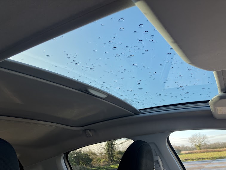 Used Peugeot 208 2018 for sale - 77135914: Photo 18