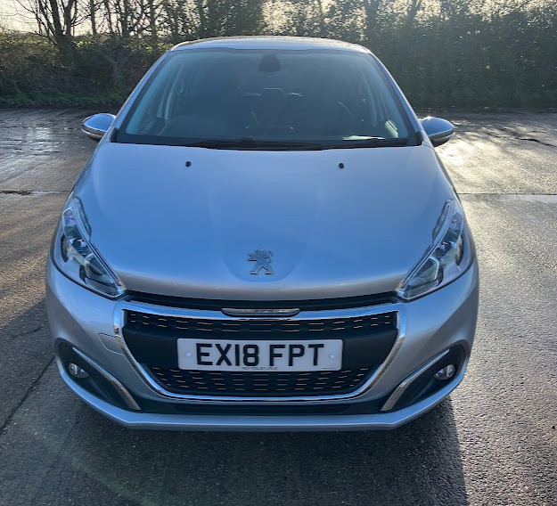 Used Peugeot 208 2018 for sale - 77135914: Photo 5