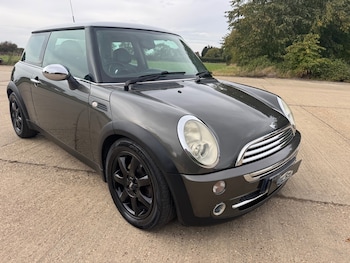 Used MINI Hatch 2005 for sale - 76018002: Photo