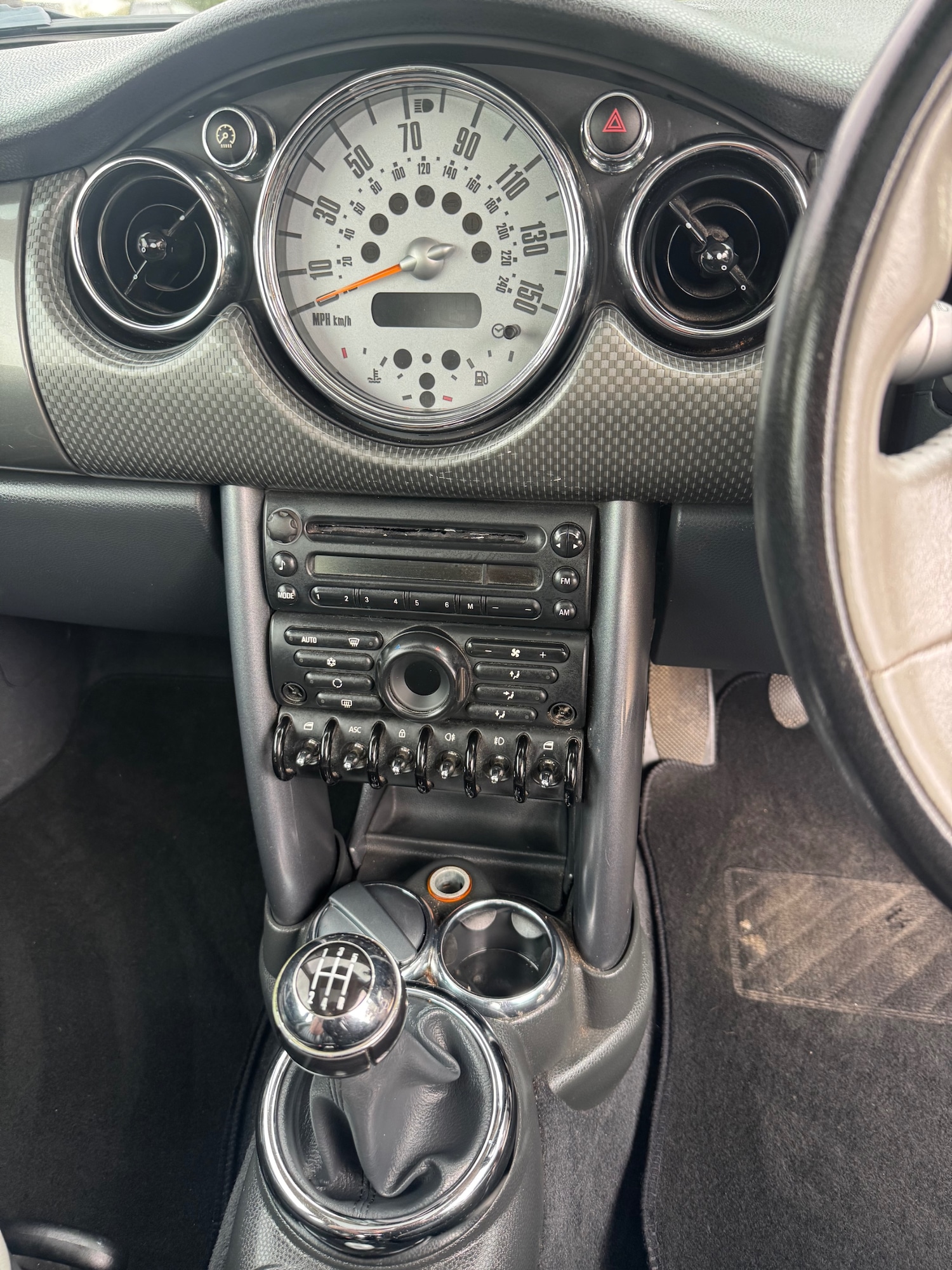 Used MINI Hatch 2005 for sale - 76018002: Photo 9