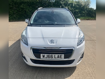 Used Peugeot 5008 2016 for sale - 78537093: Photo