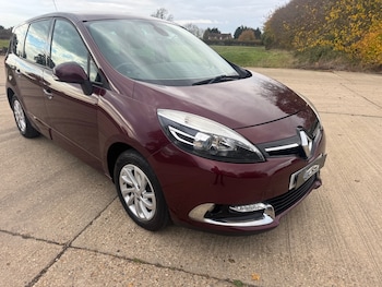 Used Renault Grand Scenic 2014 for sale - 76478280: Photo