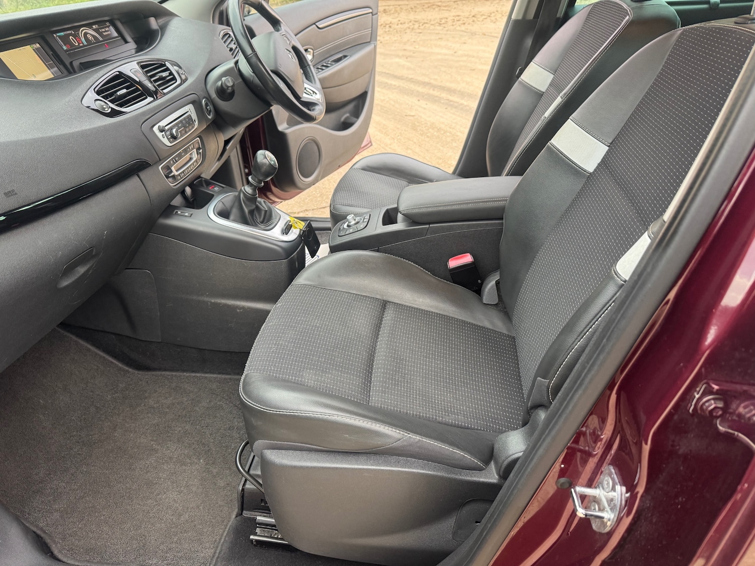 Used Renault Grand Scenic 2014 for sale - 76478280: Photo 7